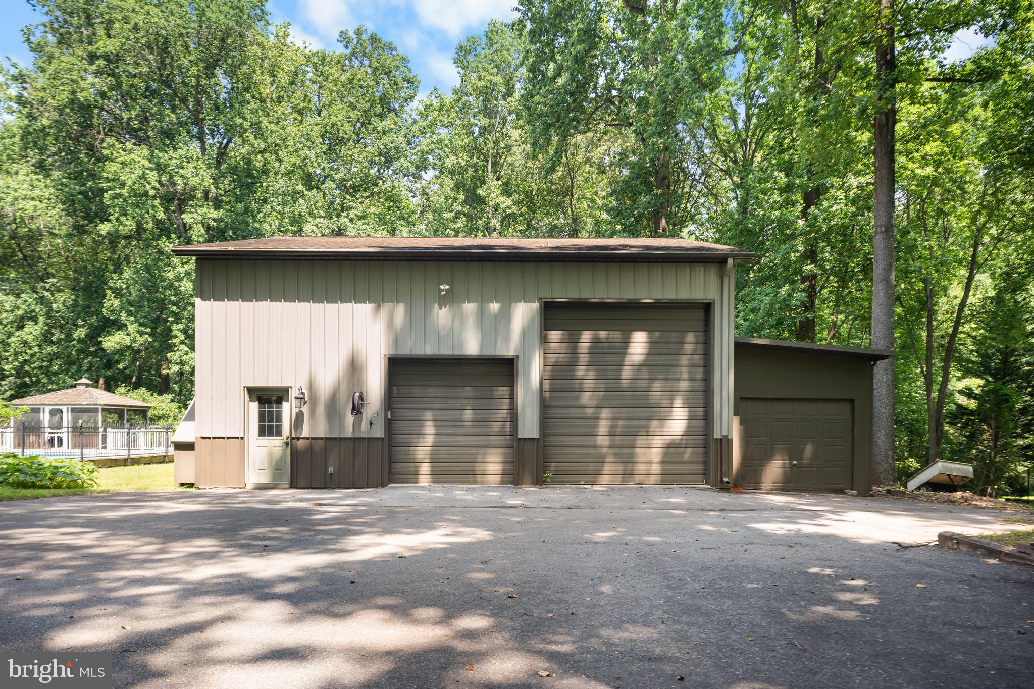 EDNOR HIGHLANDS - Residential