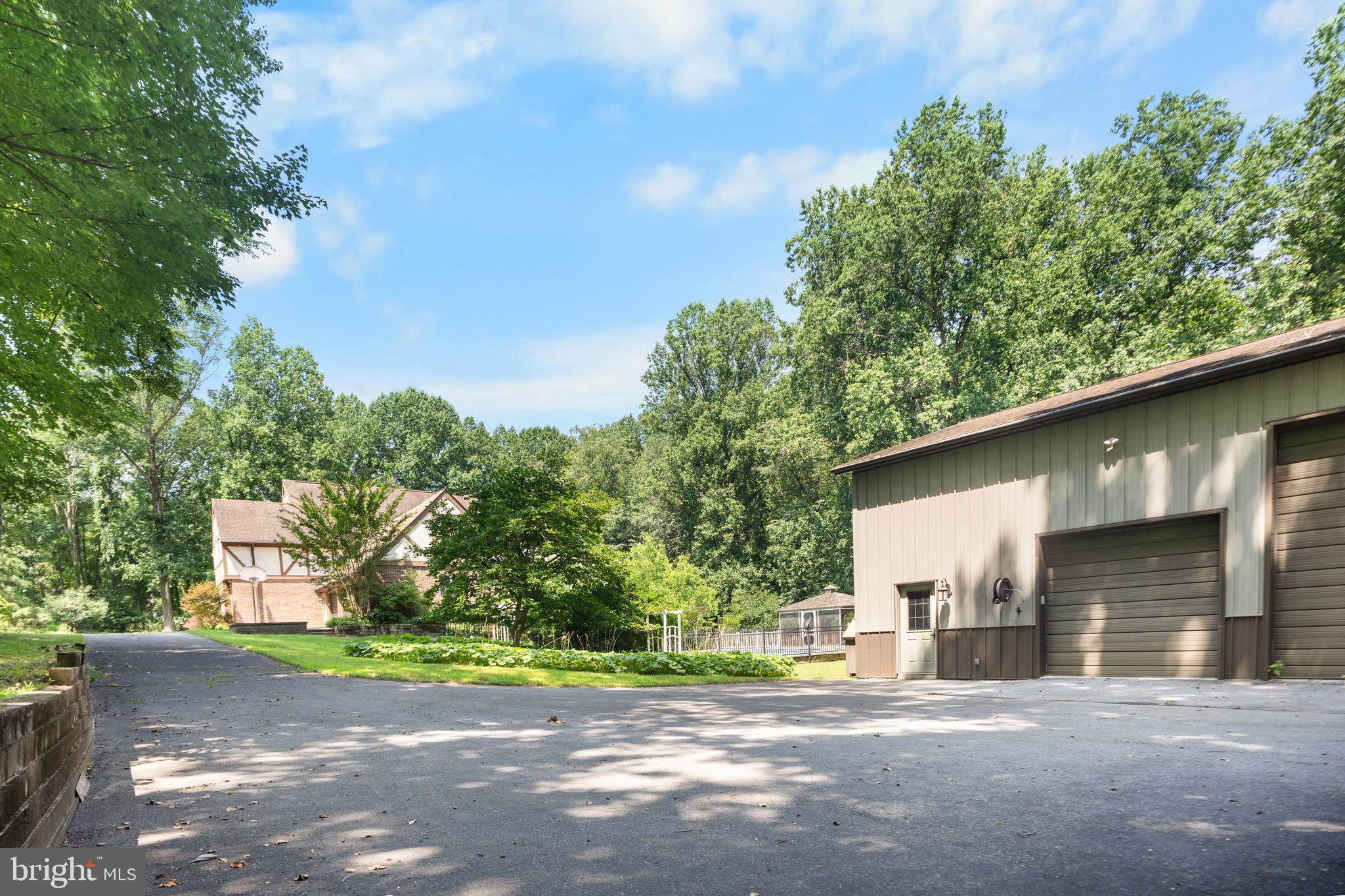 EDNOR HIGHLANDS - Residential