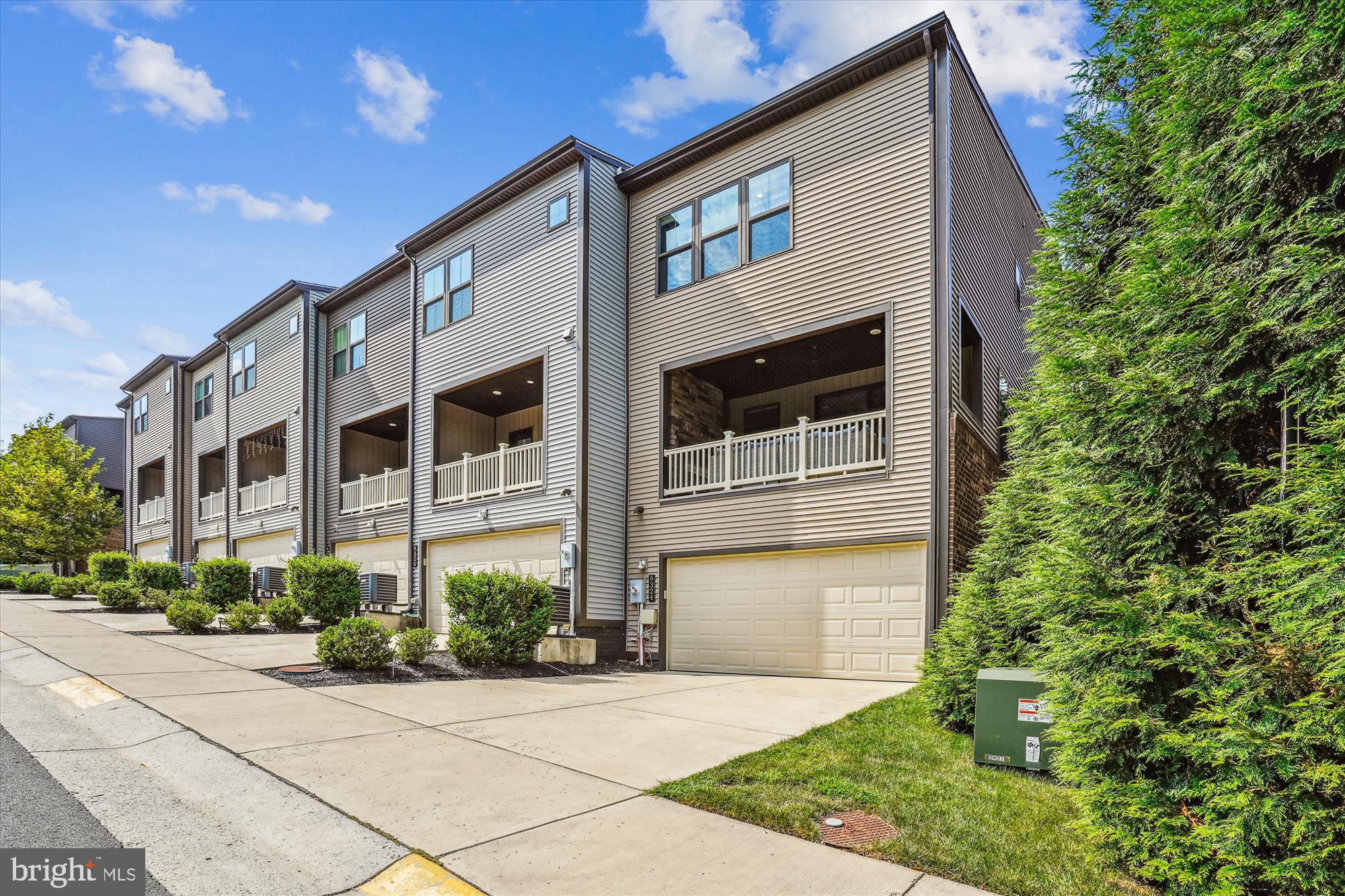 9324 SWEETBAY MAGNOLIA COURT