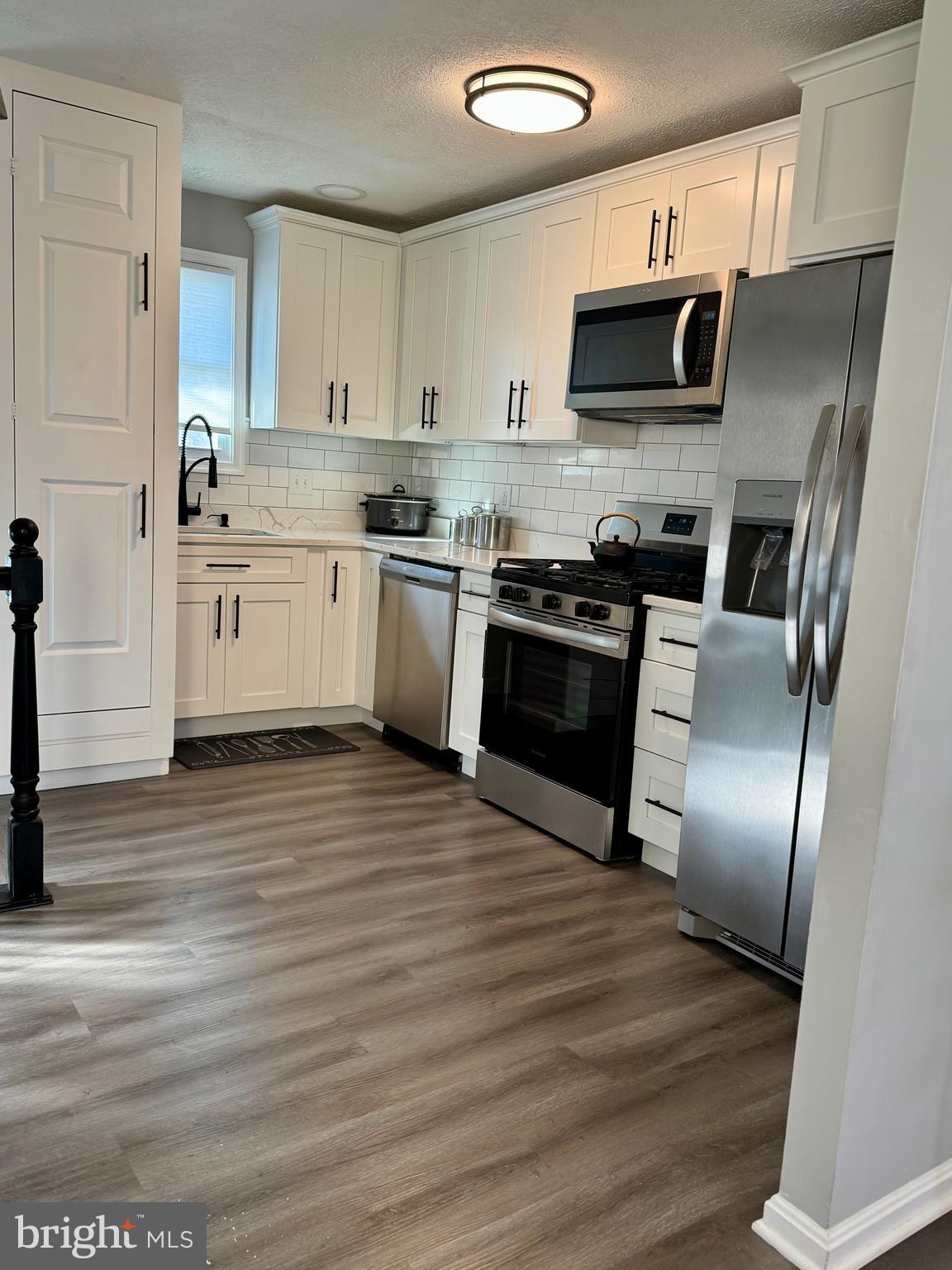 WINDSOR - Residential