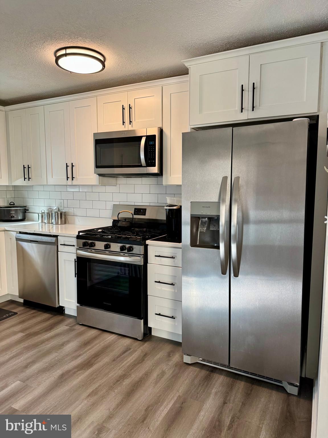 WINDSOR - Residential