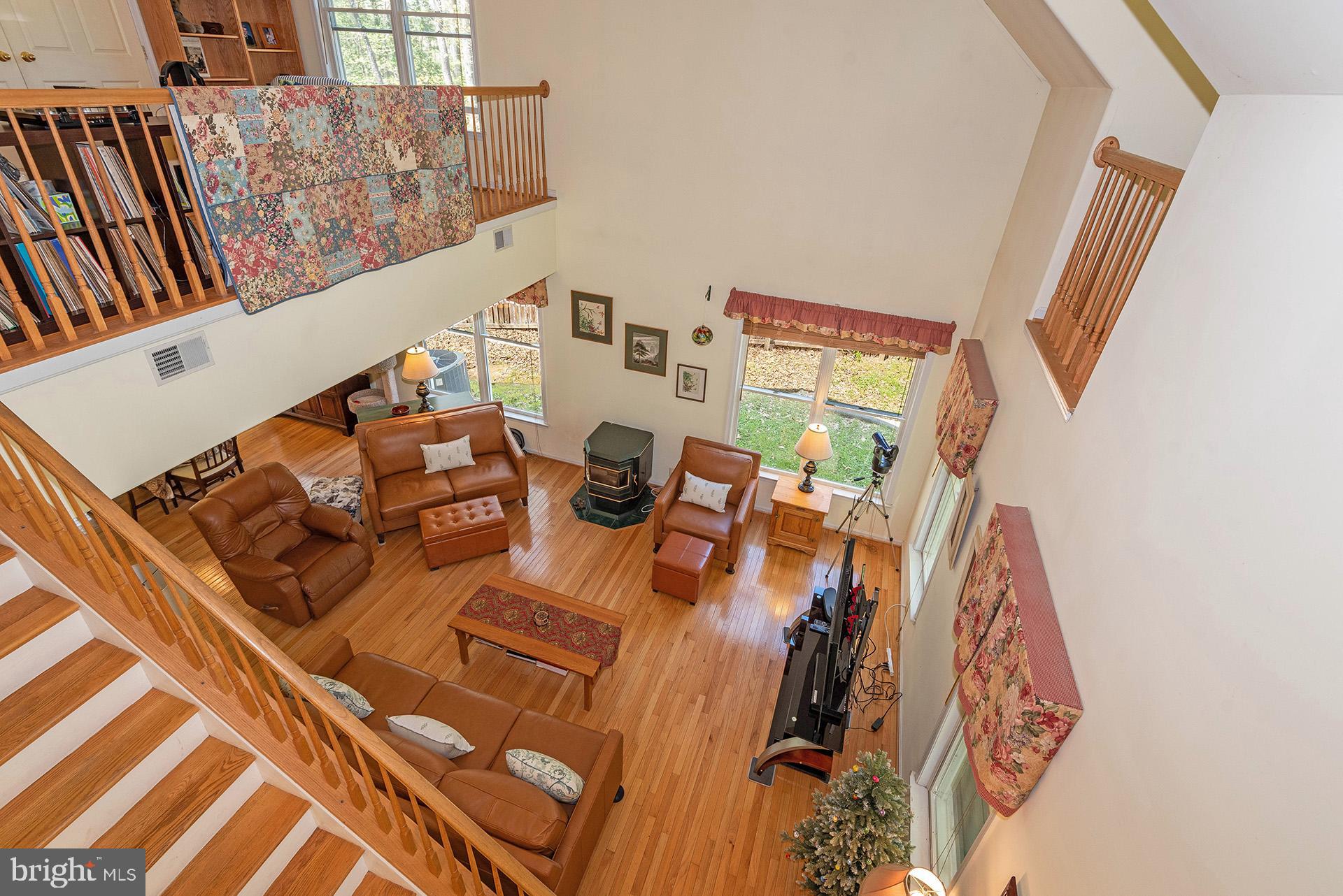 SCARLET OAKS - Residential