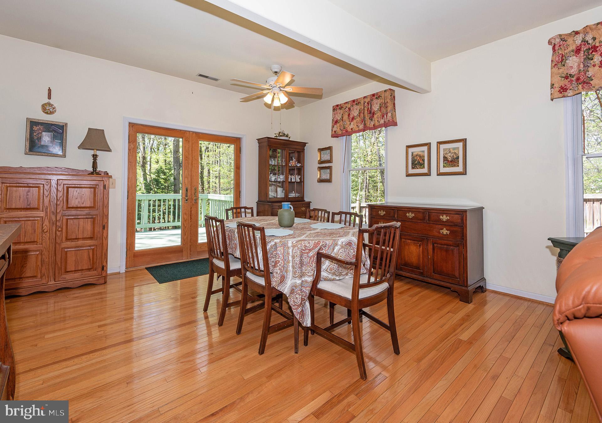 SCARLET OAKS - Residential