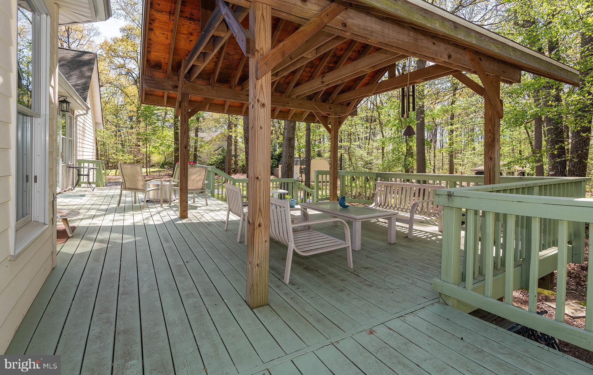 SCARLET OAKS - Residential