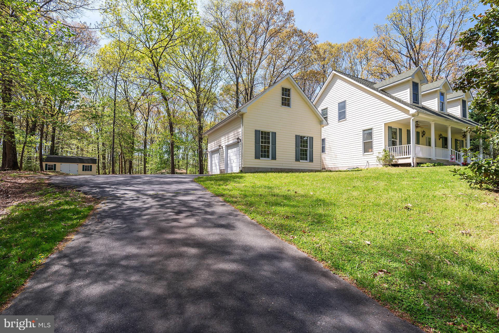 SCARLET OAKS - Residential