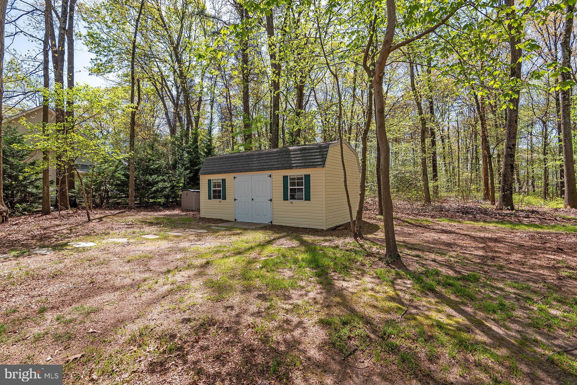 SCARLET OAKS - Residential