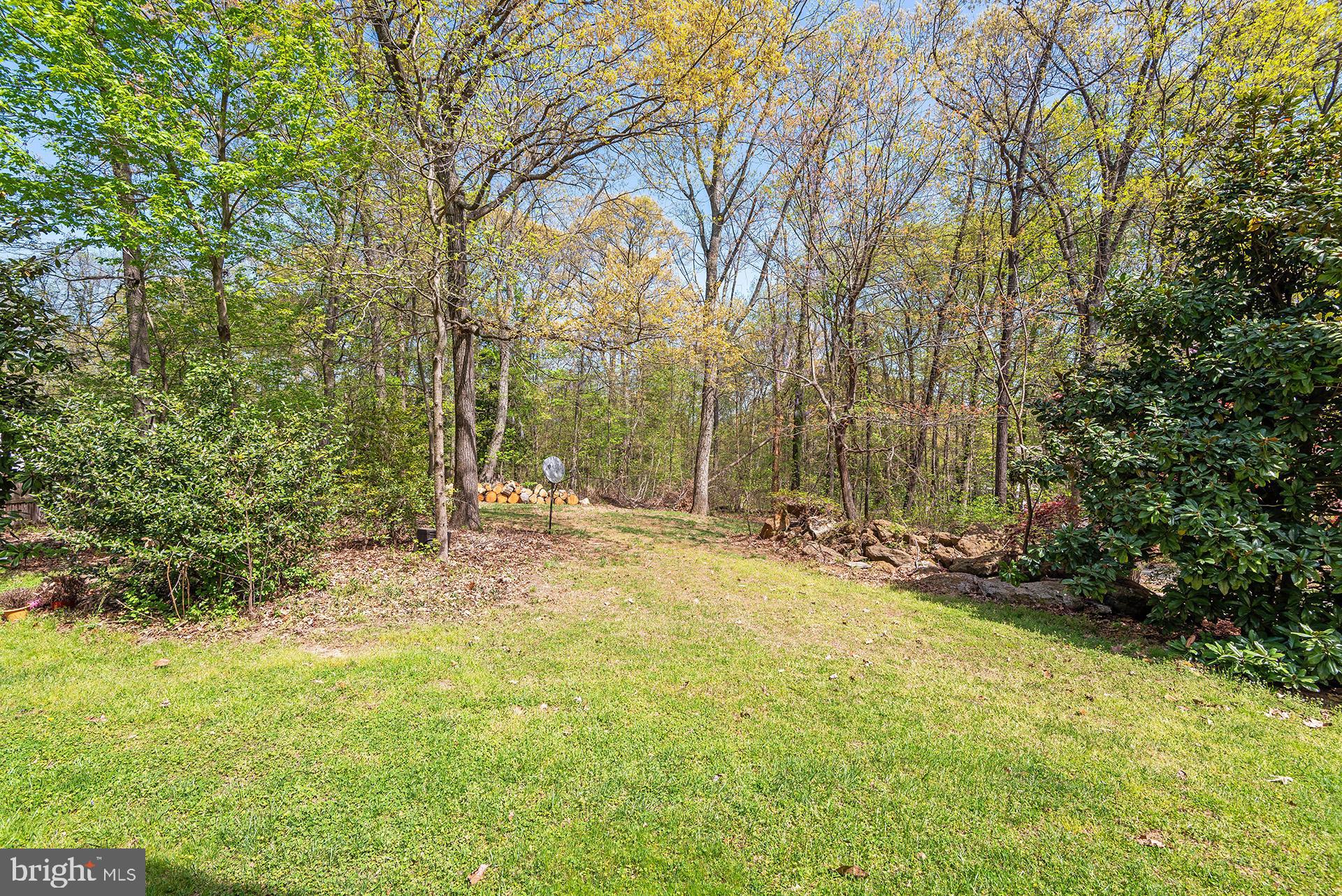 SCARLET OAKS - Residential