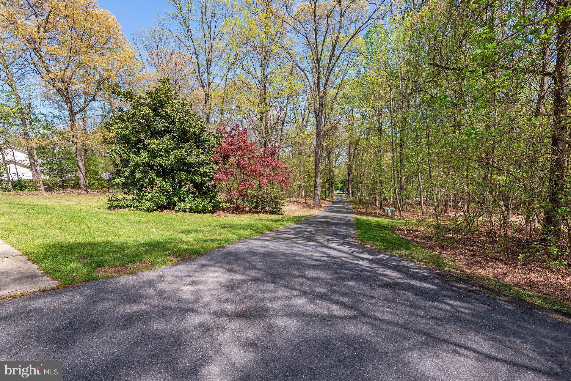 SCARLET OAKS - Residential