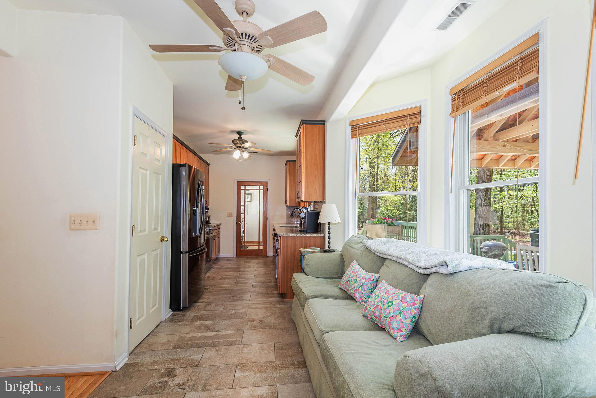 SCARLET OAKS - Residential