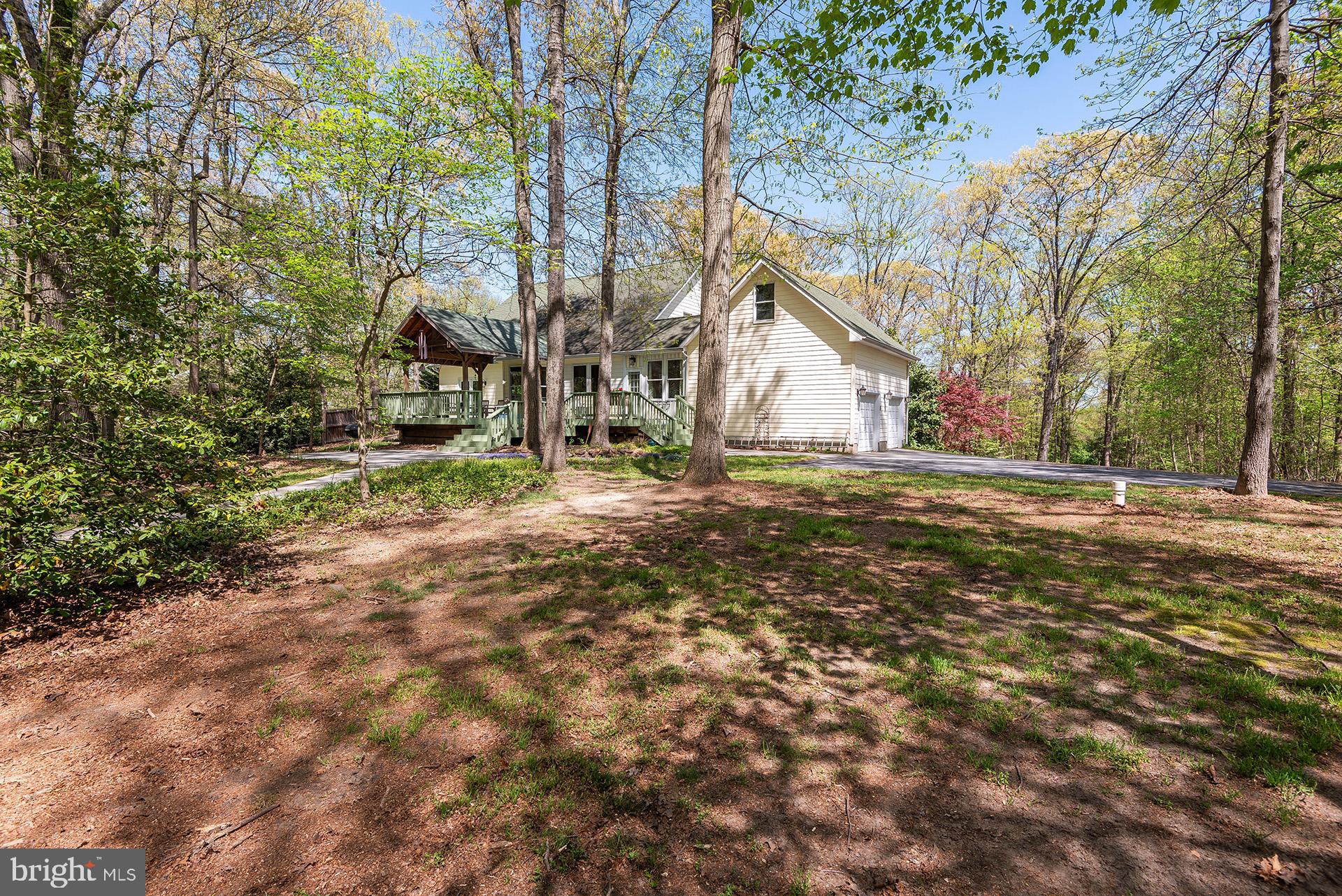 SCARLET OAKS - Residential