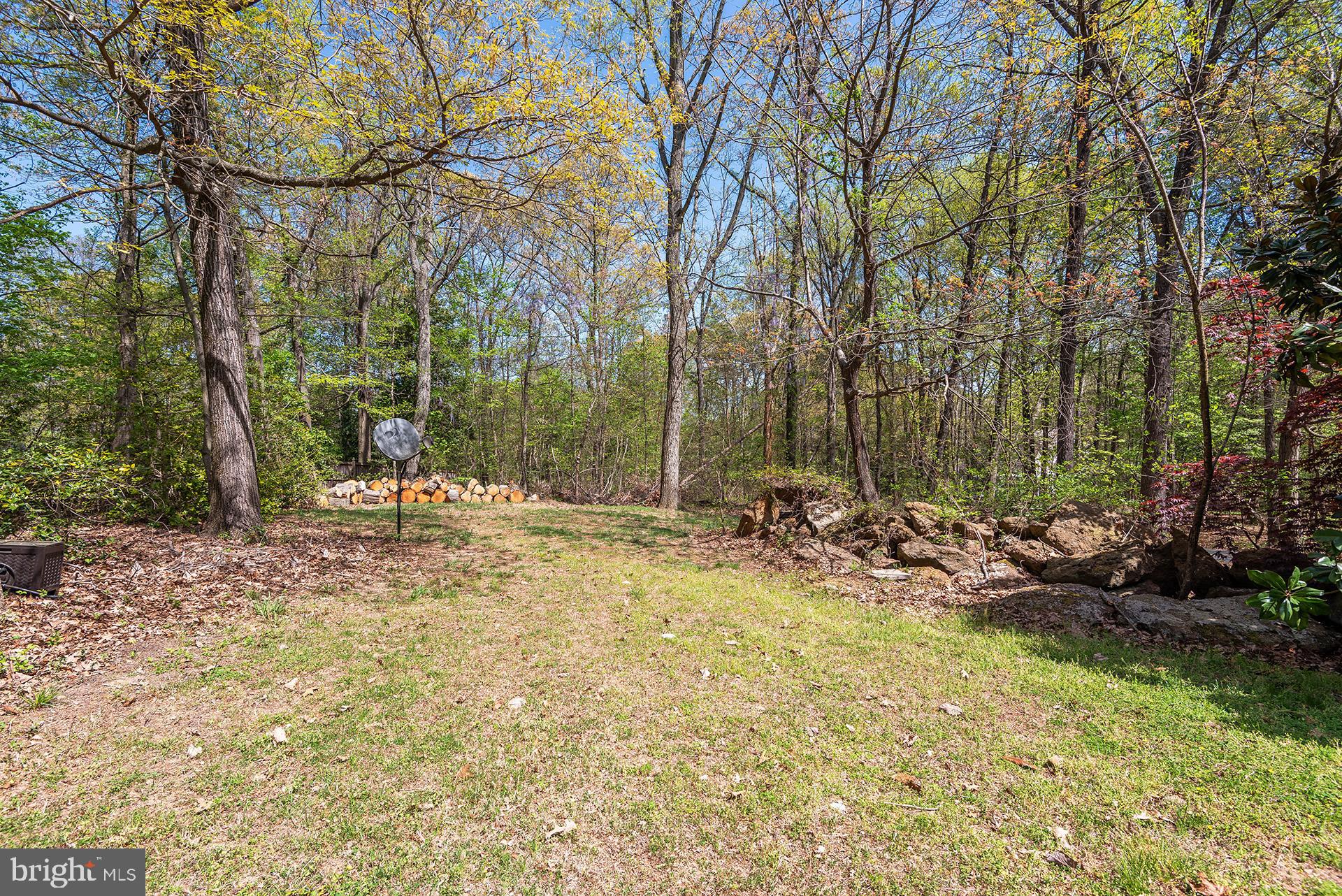 SCARLET OAKS - Residential