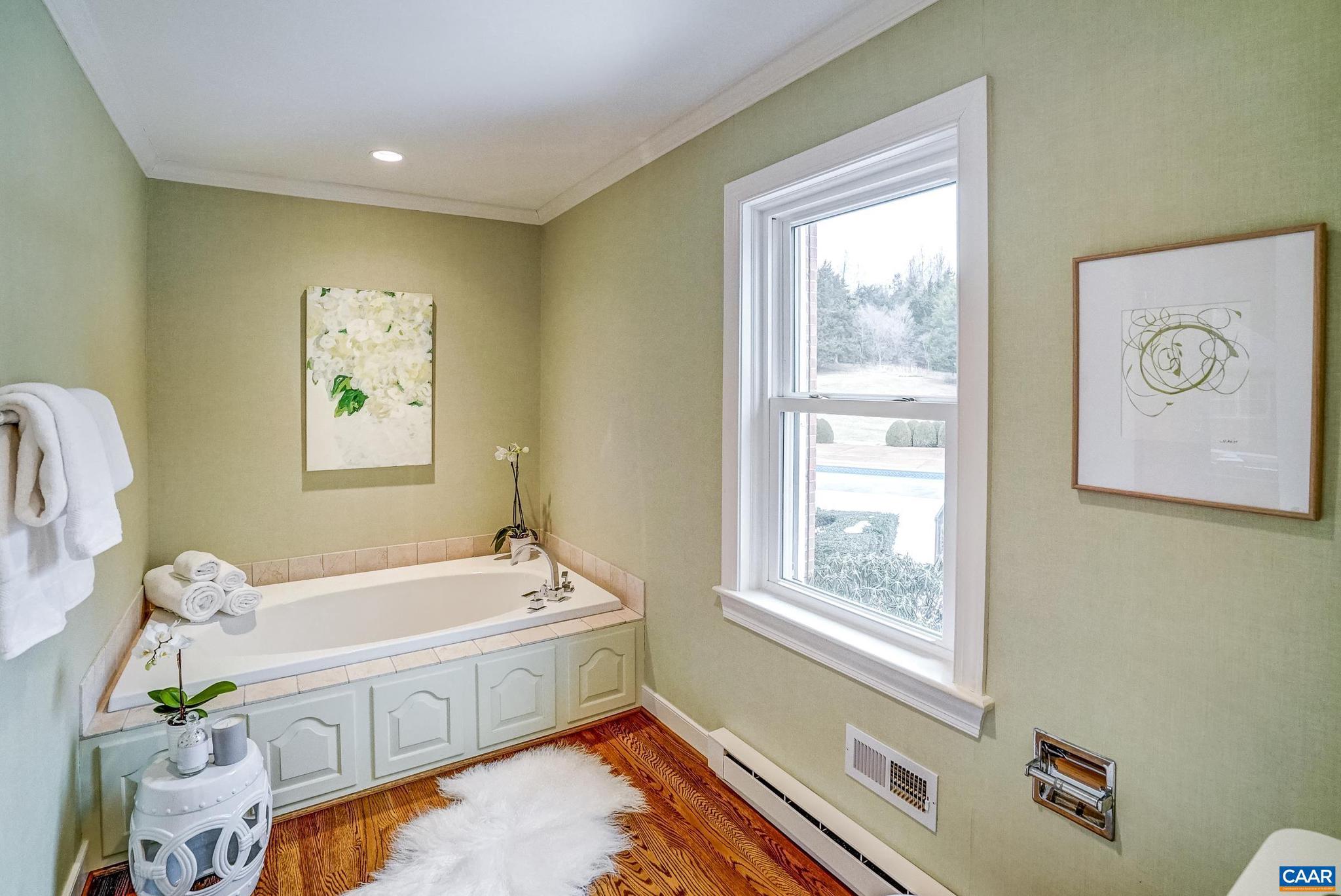 SHADWELL MOUNTAIN - Residential