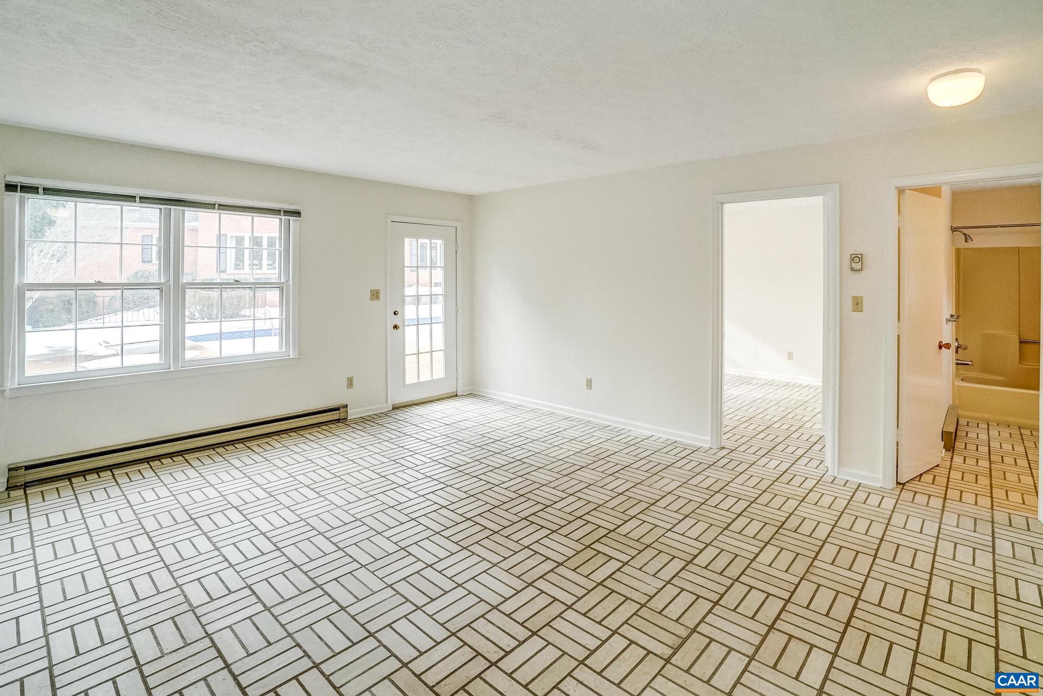 SHADWELL MOUNTAIN - Residential