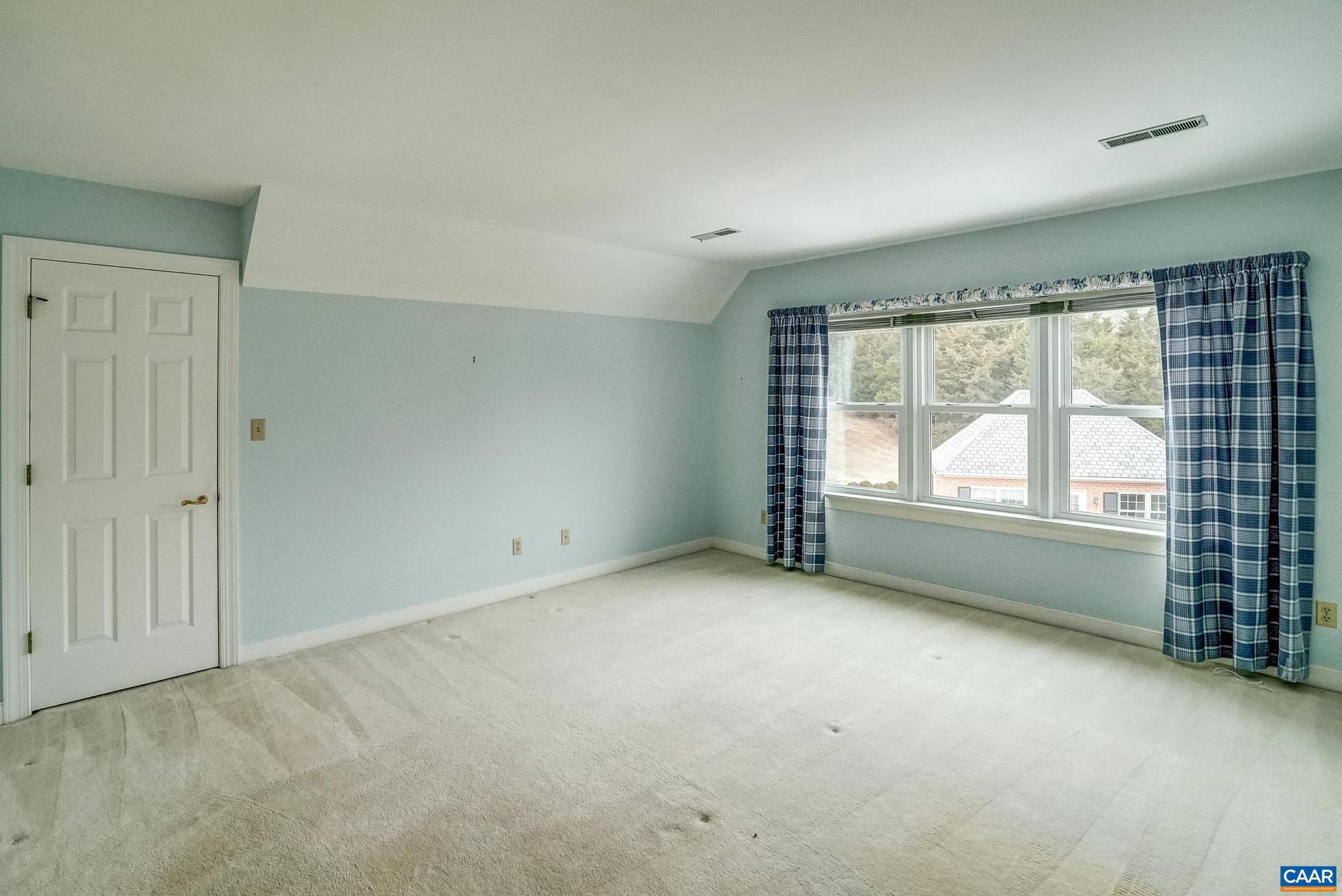 SHADWELL MOUNTAIN - Residential