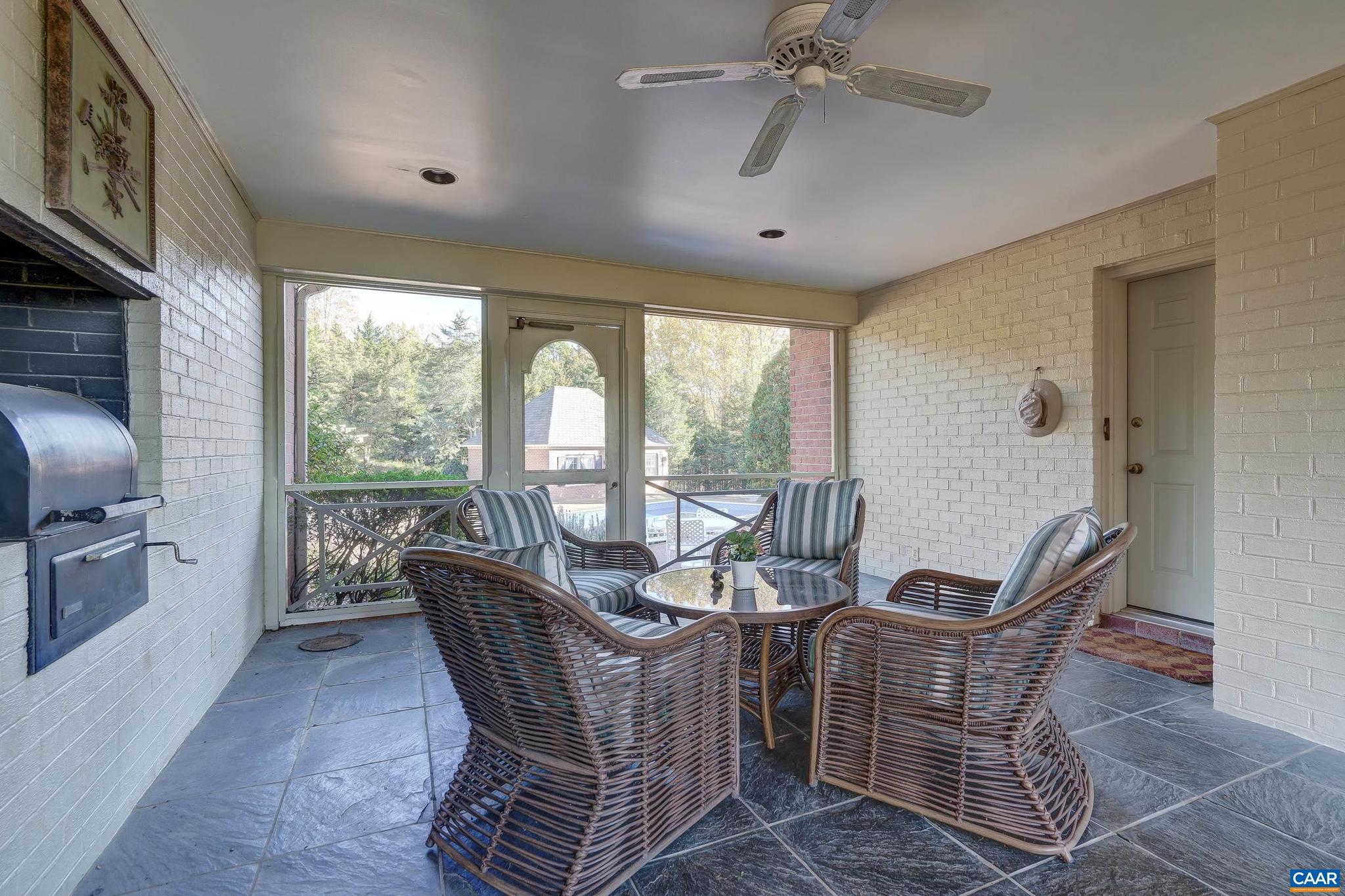 SHADWELL MOUNTAIN - Residential