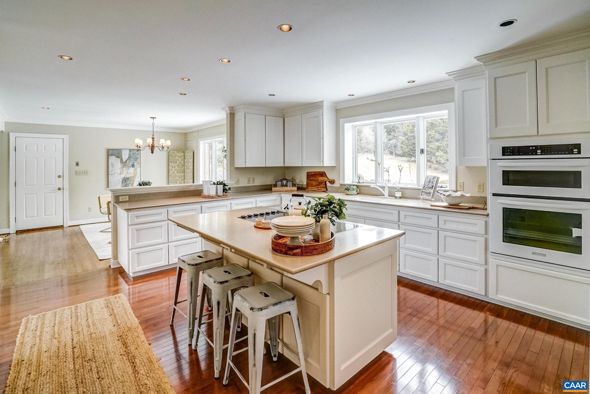 SHADWELL MOUNTAIN - Residential