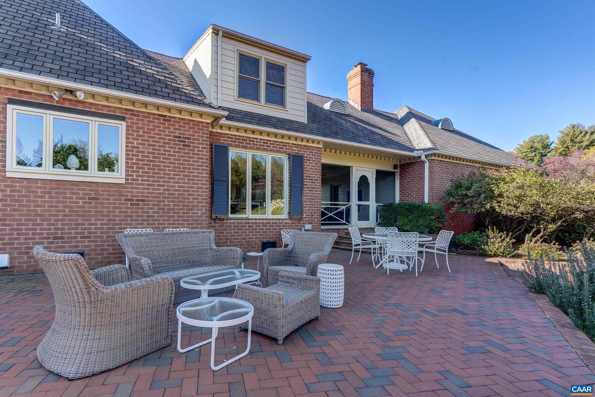 SHADWELL MOUNTAIN - Residential