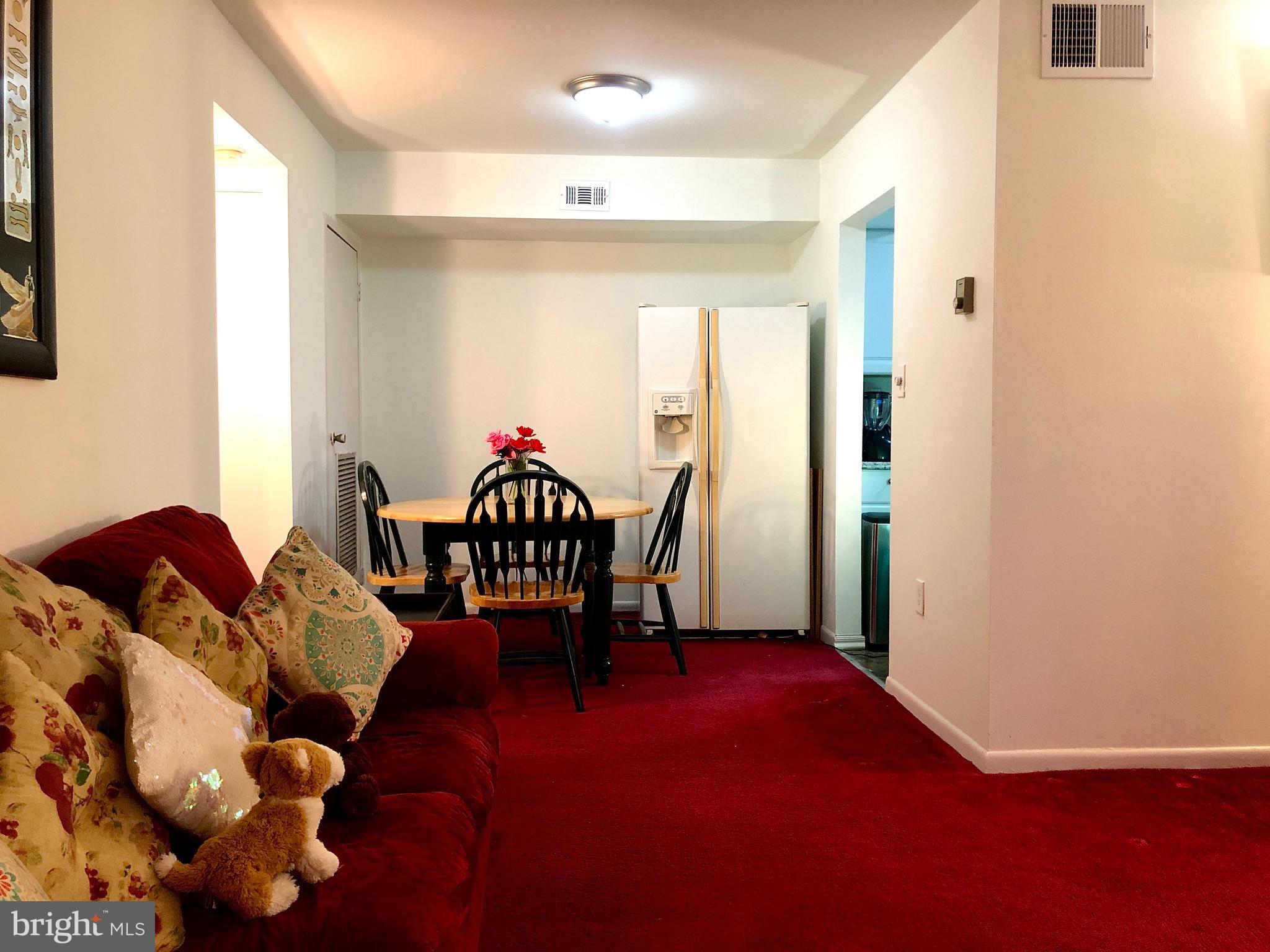 HUNTING RIDGE CONDOMINIUM - Residential