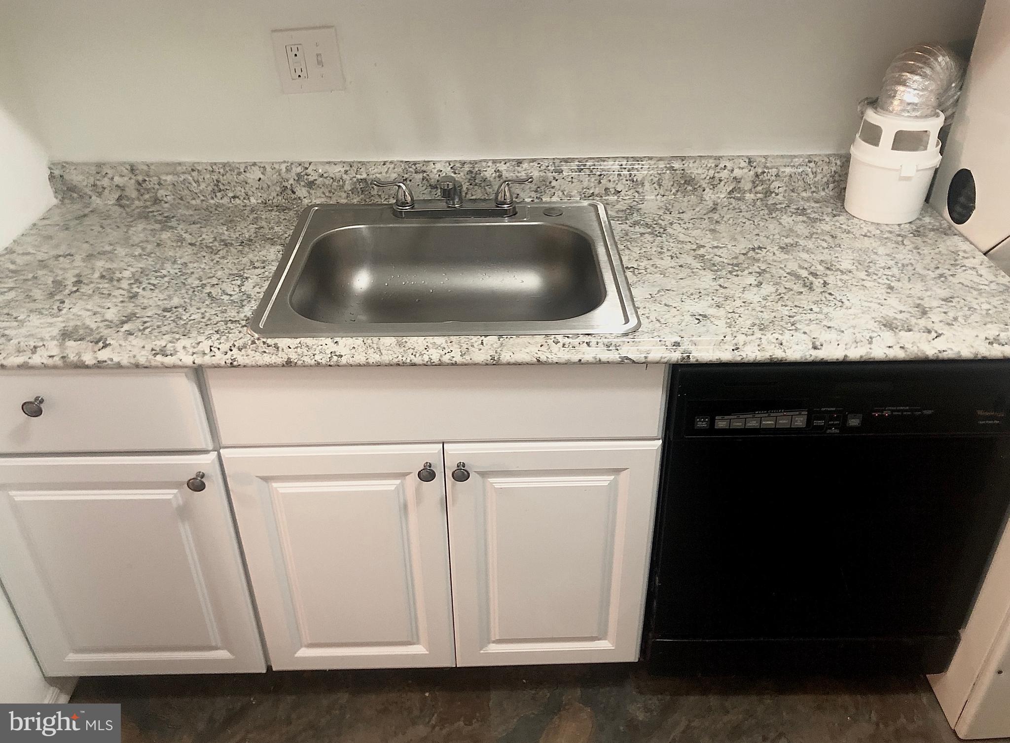 HUNTING RIDGE CONDOMINIUM - Residential