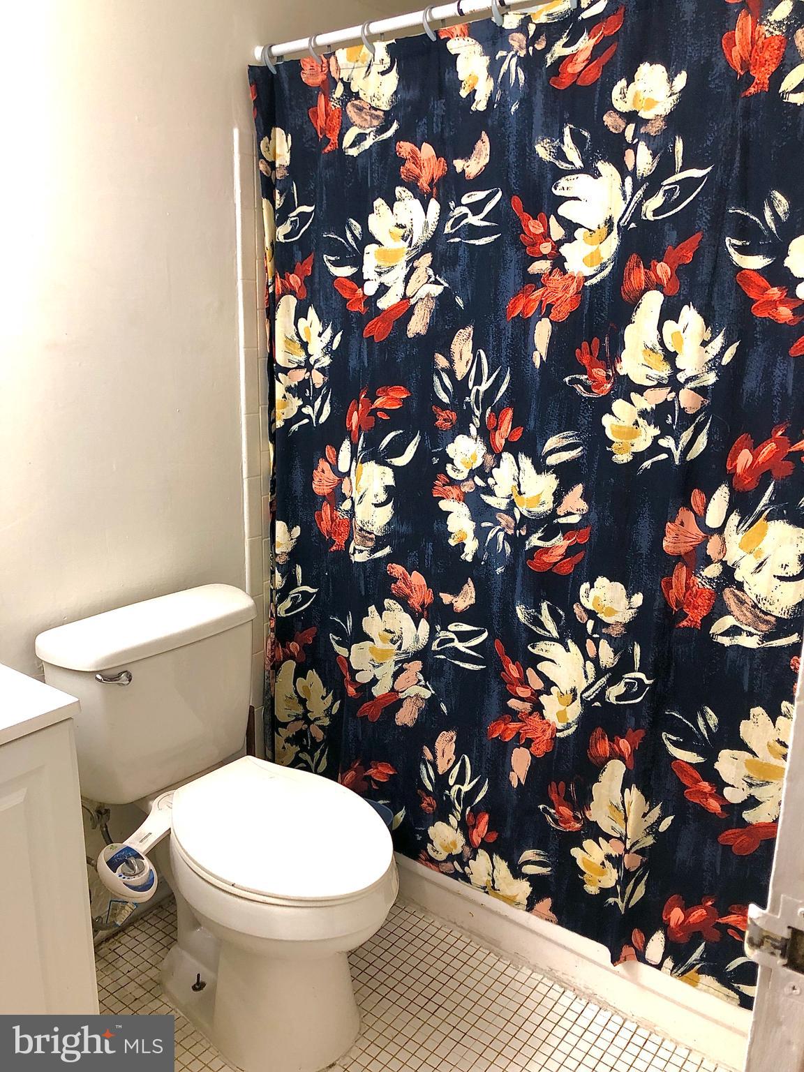 HUNTING RIDGE CONDOMINIUM - Residential