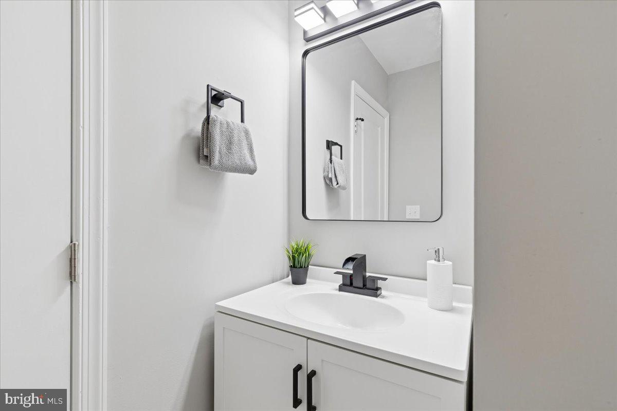 EDNOR GARDENS - LAKESIDE - Residential