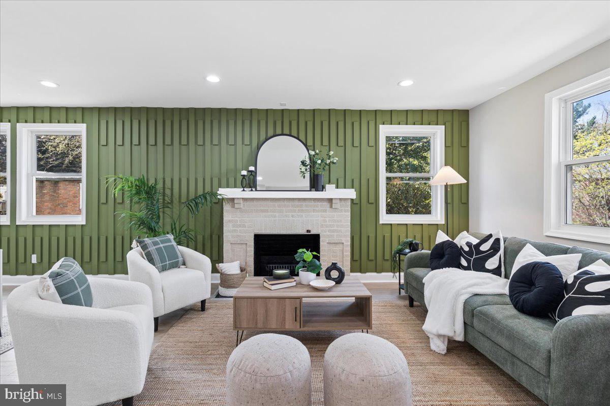 EDNOR GARDENS - LAKESIDE - Residential