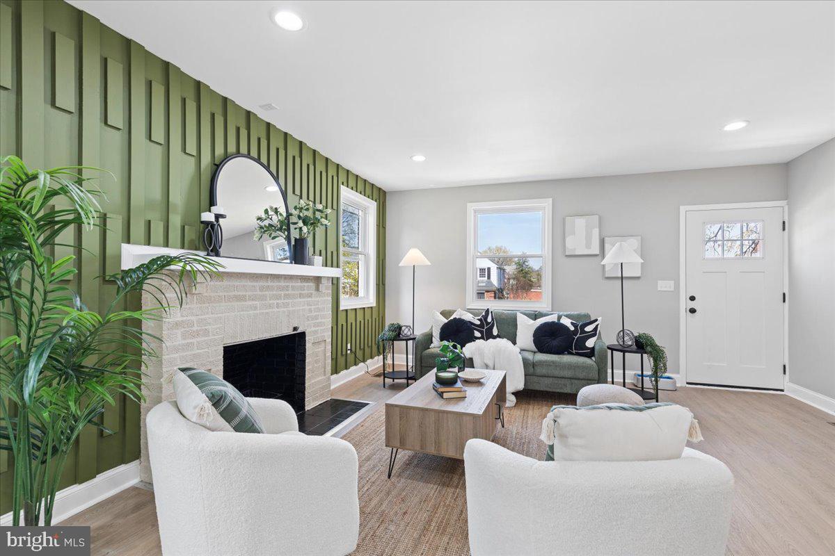 EDNOR GARDENS - LAKESIDE - Residential