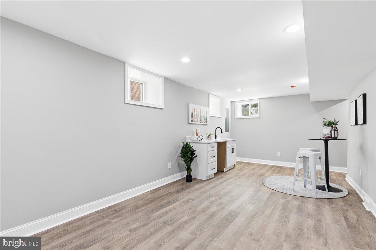 EDNOR GARDENS - LAKESIDE - Residential