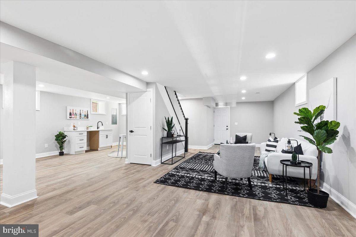 EDNOR GARDENS - LAKESIDE - Residential