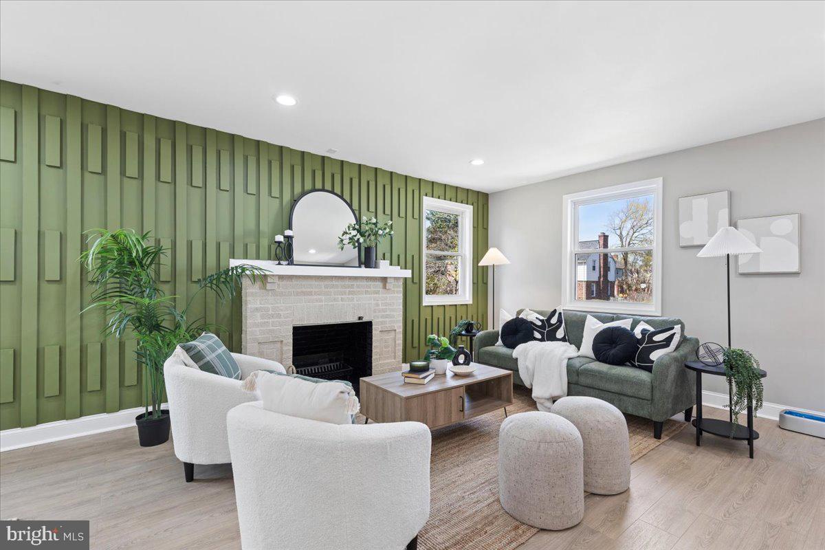 EDNOR GARDENS - LAKESIDE - Residential