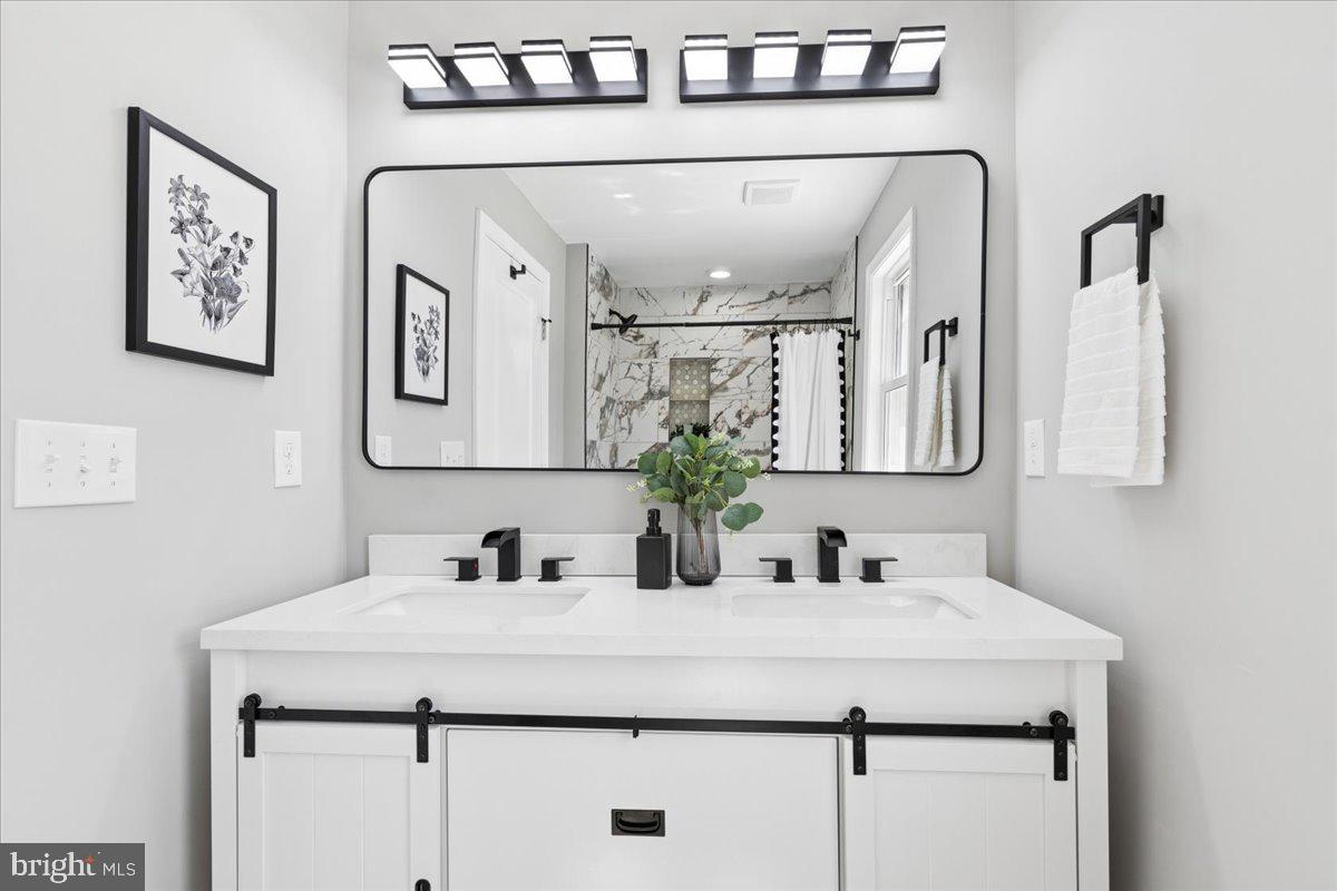 EDNOR GARDENS - LAKESIDE - Residential