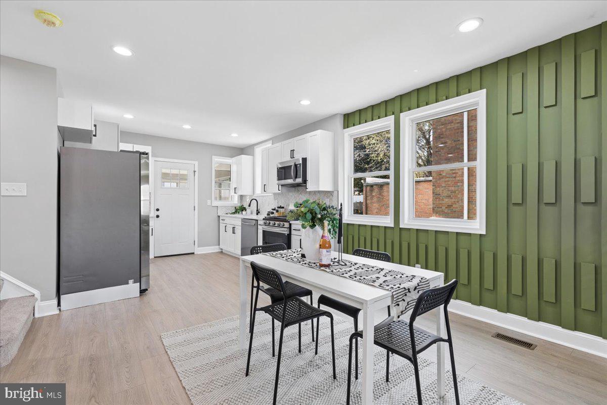 EDNOR GARDENS - LAKESIDE - Residential