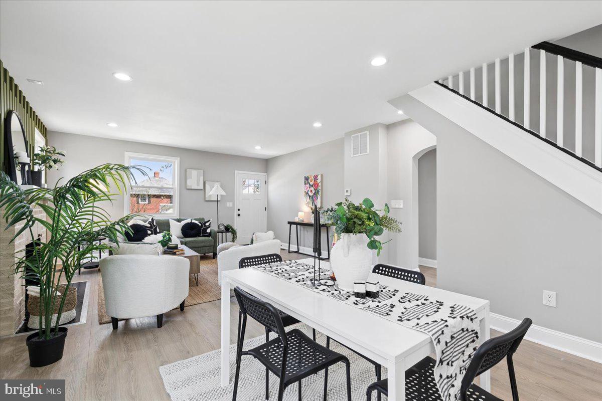 EDNOR GARDENS - LAKESIDE - Residential