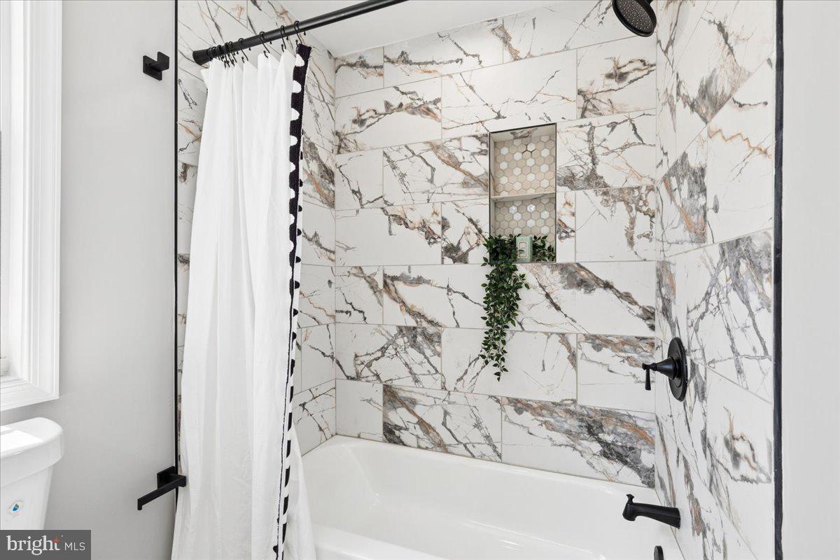 EDNOR GARDENS - LAKESIDE - Residential