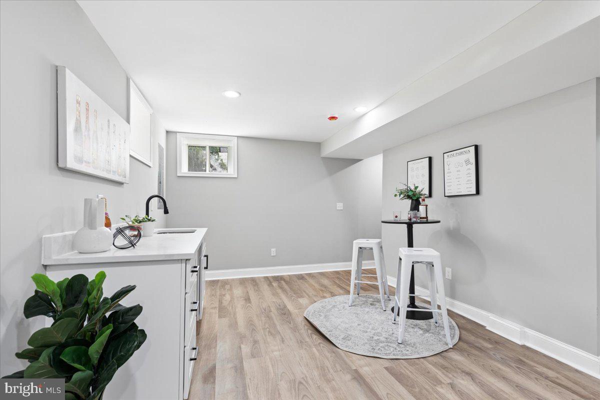 EDNOR GARDENS - LAKESIDE - Residential