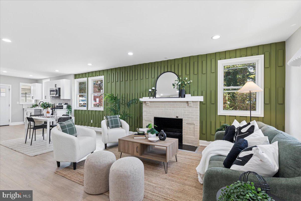 EDNOR GARDENS - LAKESIDE - Residential