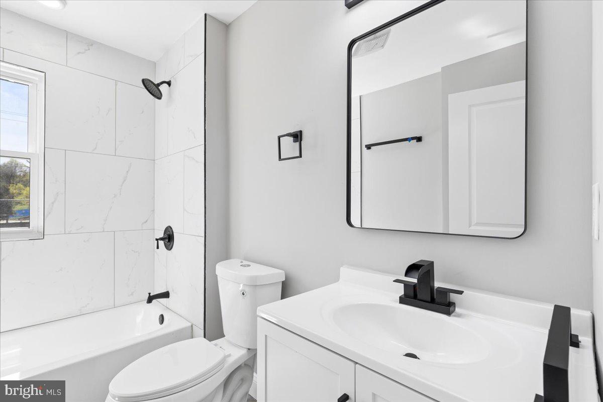 EDNOR GARDENS - LAKESIDE - Residential