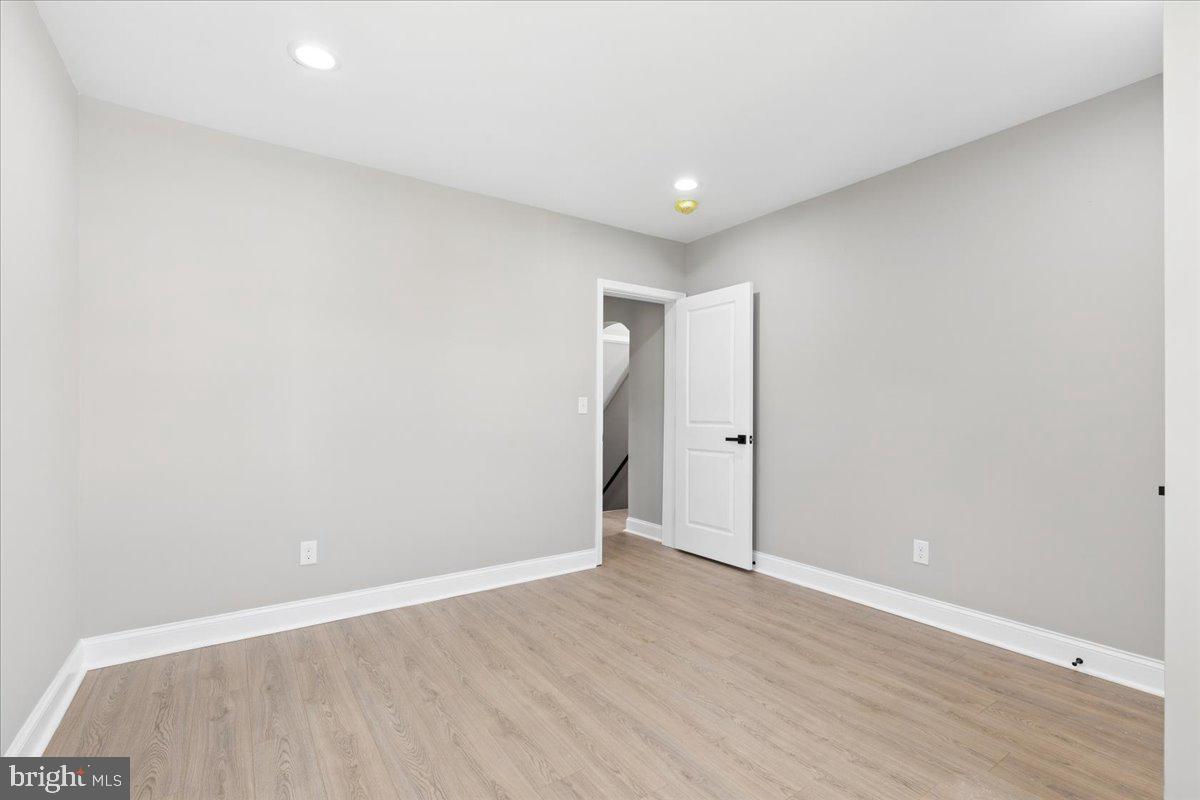 EDNOR GARDENS - LAKESIDE - Residential