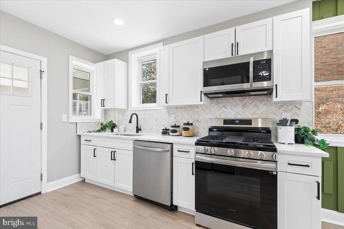 EDNOR GARDENS - LAKESIDE - Residential