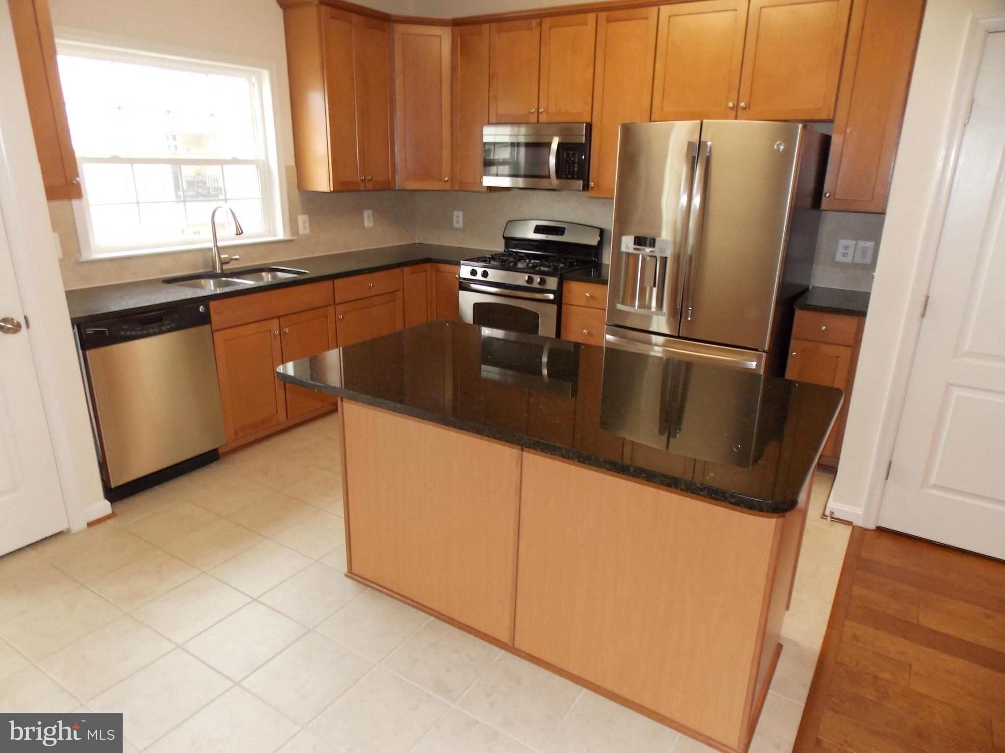 LANSDOWNE - Residential