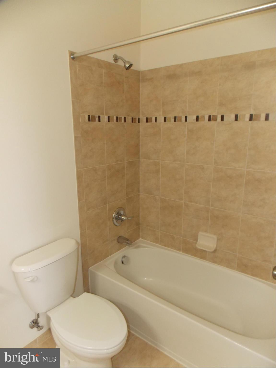 LANSDOWNE - Residential