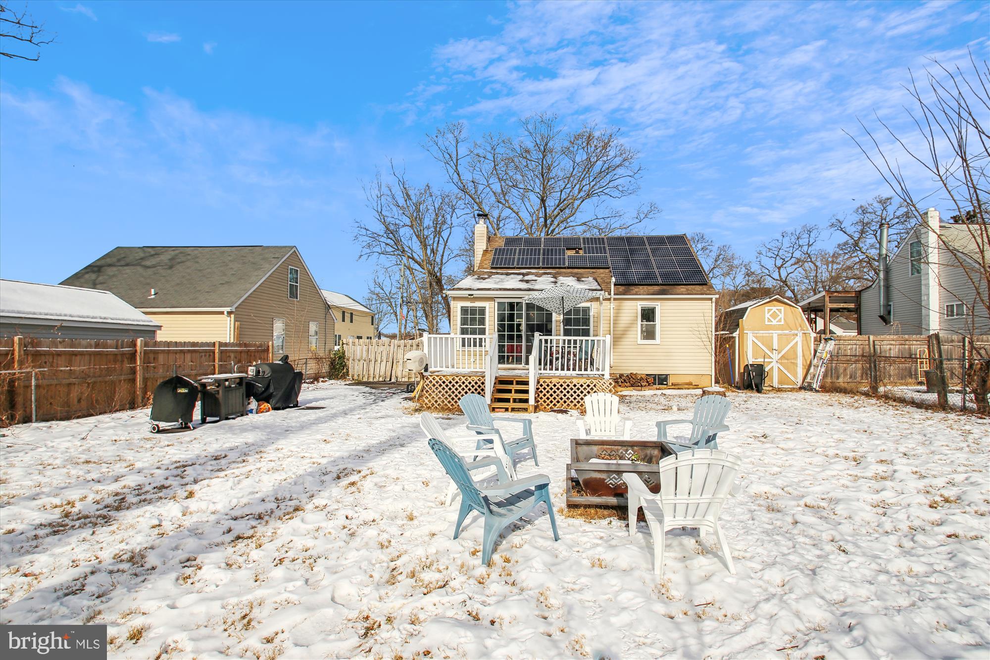 UPPER MAGOTHY BEACH - Residential