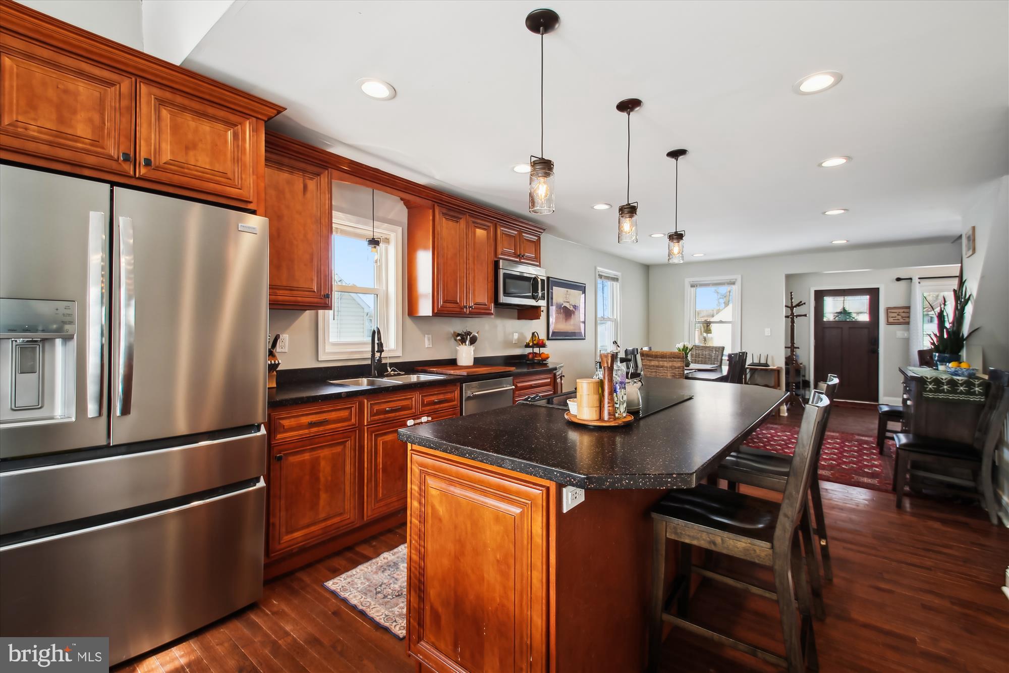 UPPER MAGOTHY BEACH - Residential