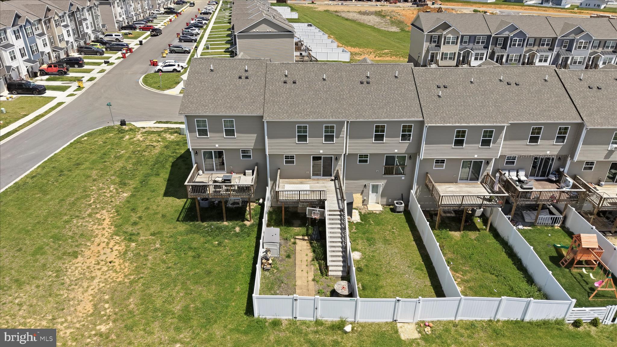 185 CARNES WAY