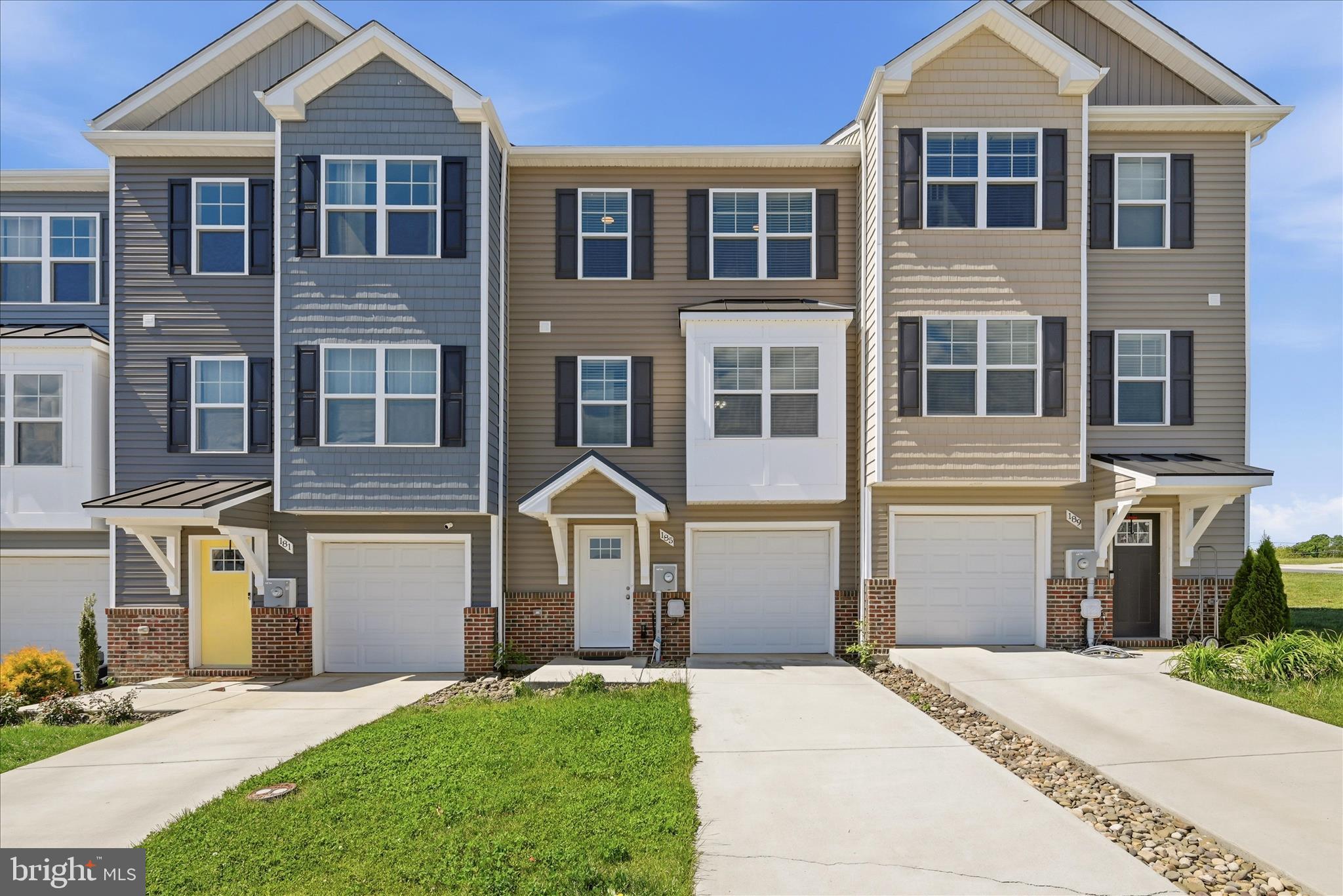 185 CARNES WAY
