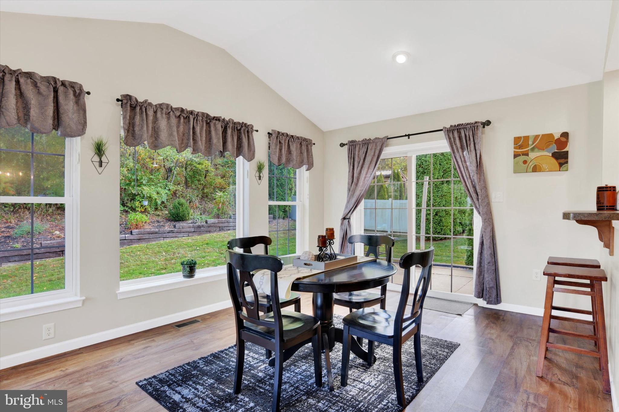 PINE RIDGE VILLAGE - Residential