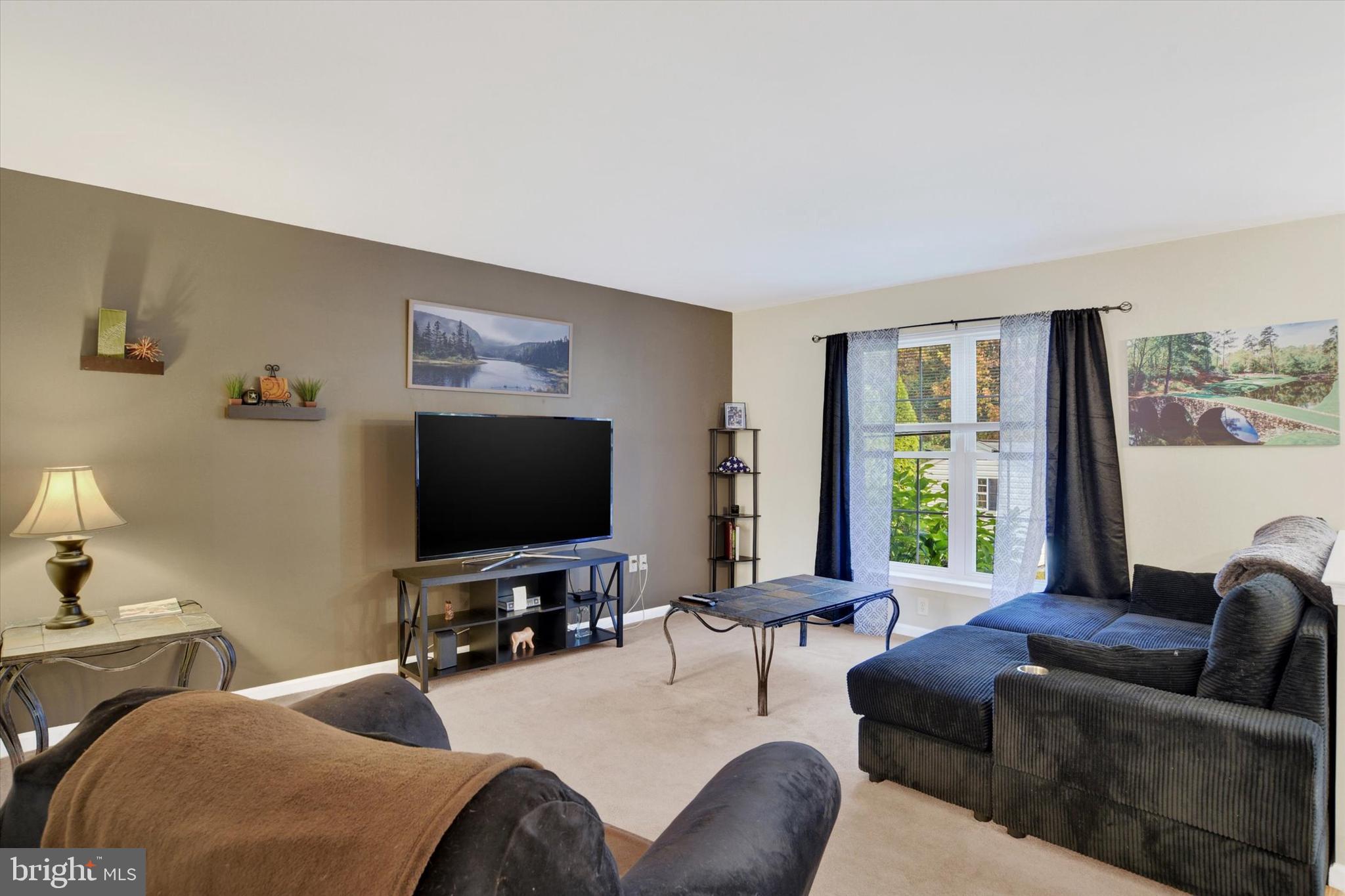 PINE RIDGE VILLAGE - Residential