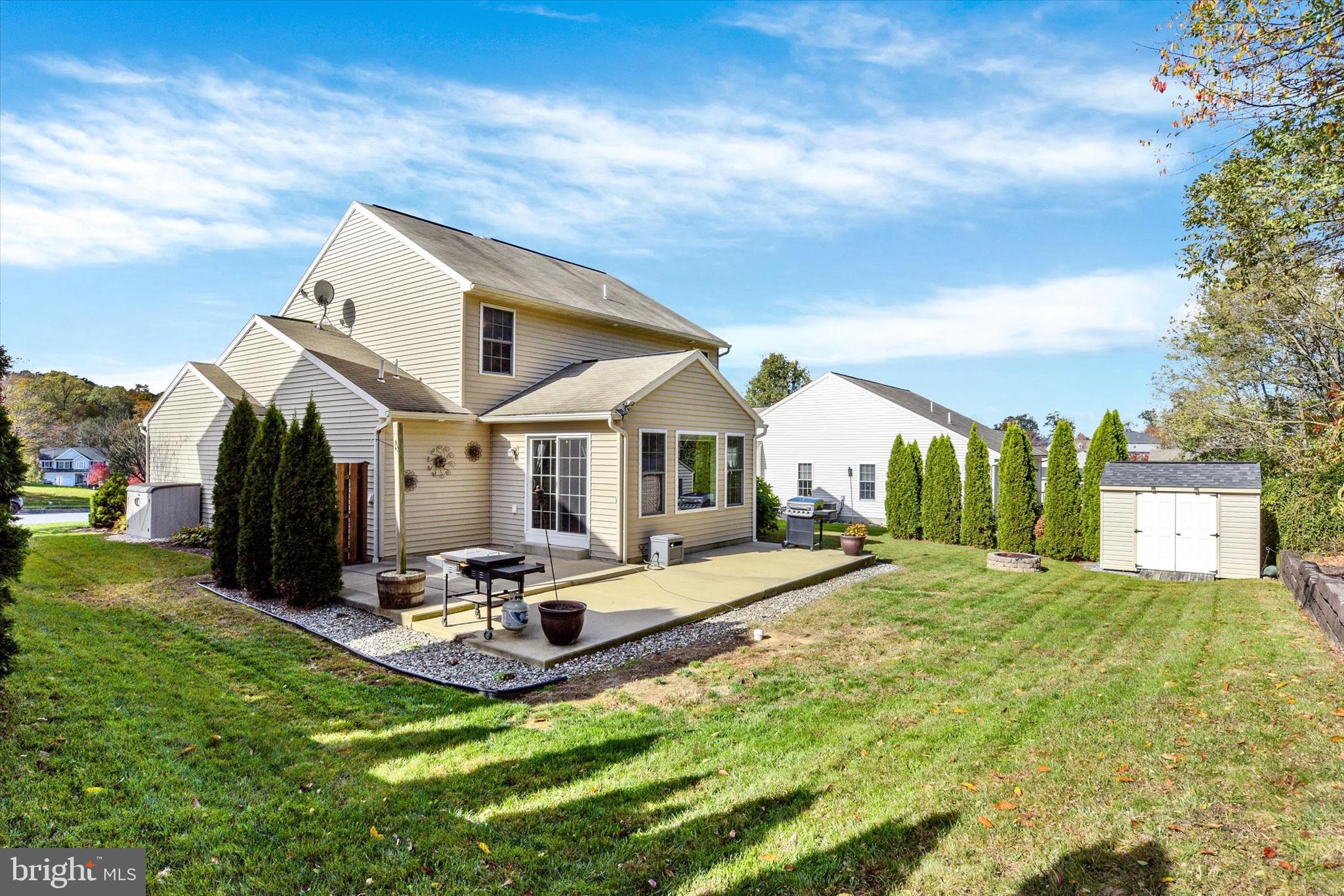 PINE RIDGE VILLAGE - Residential