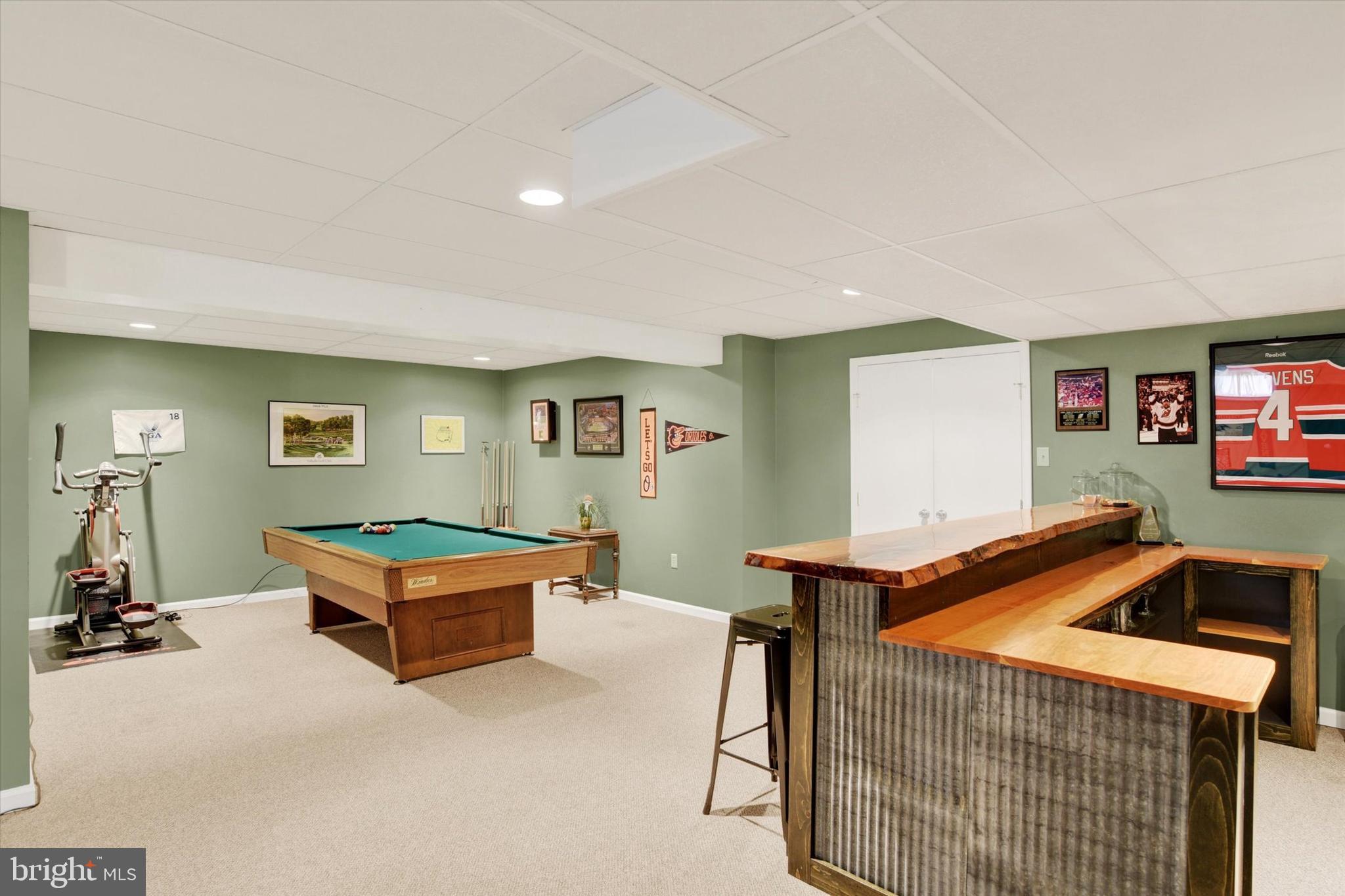 PINE RIDGE VILLAGE - Residential