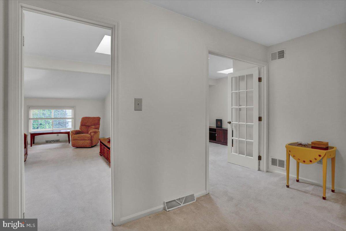 HILLTOP - Residential